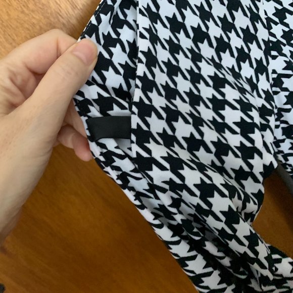 Houndstooth open sleeve dress - Picture 6 of 8
